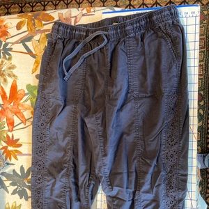 Lane Bryant 3/4 pull on pants